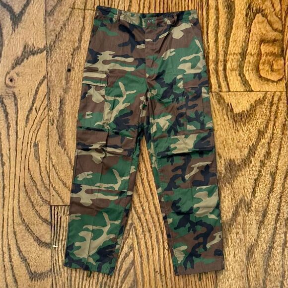 US Army Woodland Camo Military Cargo Pants - Picture 1 of 4